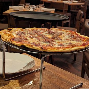 Oliverii North - Sausage pizza - Italian Near Me - Antioch, Illinois