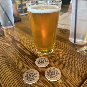 Barrio Brewing - Citrazona Beer - American Near Me - Mesa, Arizona
