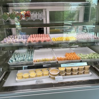 Chiboo Bakery - Selection - Macarons Near Me - Reston, Virginia