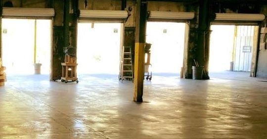 Hardin's Garage Door Service - Garage Door Contractor in Raymond, LA
