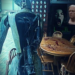 Ghost Bar - Gimmicky drinks, but fun, tho pricey... Ju-on ghost be like...