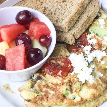 Fratelli Cafe - Mediterranean omelette - Coffee & Tea Near Me - Los Angeles, California