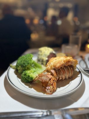 The Grill on the Alley by null