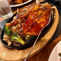 TL's Four Seasons Chinese & Japanese Cuisine - Salmon Teriyaki