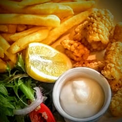 Sit and Sip Cafe - Salt and Pepper Squid anyone?