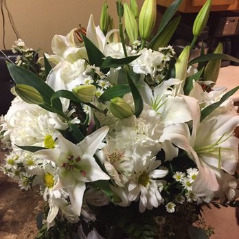 ParadiseFlower Shop - Angel Wings (deluxe) - Florists Near Me - Brooklyn, New York