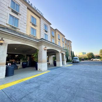 Ayres Hotel Orange - Hotels Near Me - Orange, California