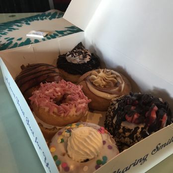 Mojo Donuts - Donuts Near Me - Pembroke Pines, Florida