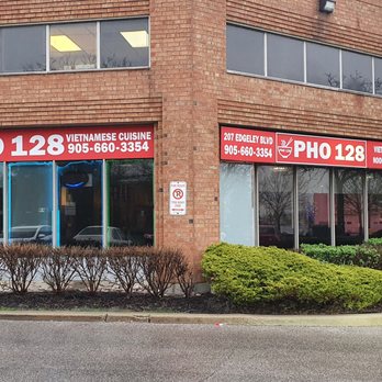 PHO 128 - the front of a building with a sign for pho 128 - Vietnamese Near Me - Concord, Ontario