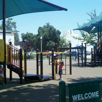 Monrovia Library Park - Parks Near Me - Monrovia, California