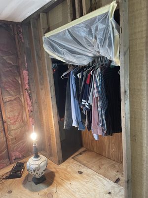 Davenport Roofing Logo