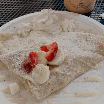 Café Rome - Lechera crepe with bananas and strawberries - Creperies Near Me - Turlock, California