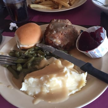 Mac's Soda Bar - Breakfast & Brunch Near Me - Fairhaven, Massachusetts