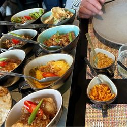 Rumah Makkan Melati - Indonesische rijsttafel (Indonesian Rice table) for 1 person contains 11 different flavors/dishes