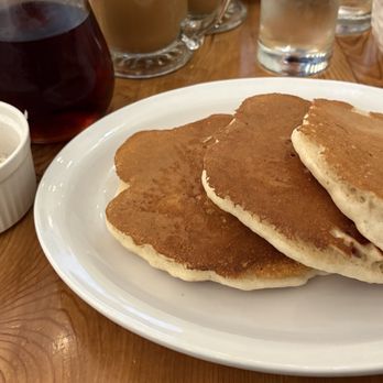 Toast On Bloor - Pancakes - Cocktail Bars Near Me - Toronto, Ontario Toast On Bloor - Pancakes - Cocktail Bars Near Me - Toronto, Ontario
