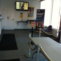 Time Warner Cable Company - No line!
