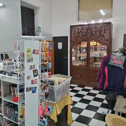 Luna Market