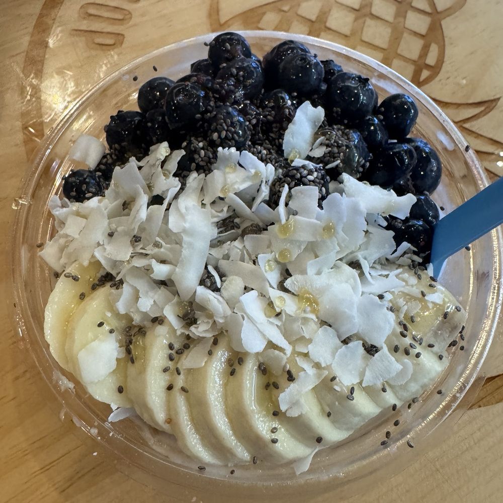Playa Bowls - Custom Banana Bowl- includes blueberry flax granola - Juice Bars & Smoothies Near Me - Miami, Florida Playa Bowls - Custom Banana Bowl- includes blueberry flax granola - Juice Bars & Smoothies Near Me - Miami, Florida