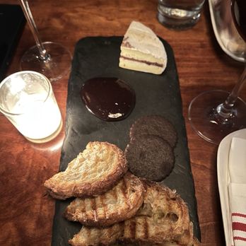 Ardesia Wine Bar - Wine Bars Near Me - New York, New York