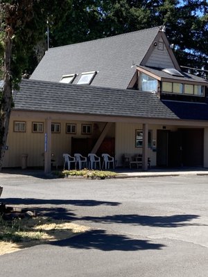 Eugene Kamping World & RV Park