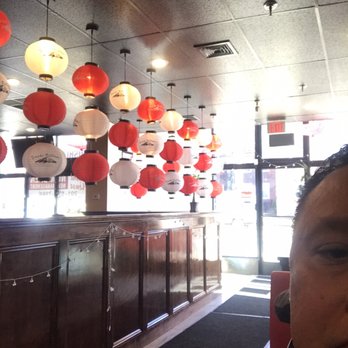 Sushi House - Ambience - Sushi Bars Near Me - Teaneck, New Jersey