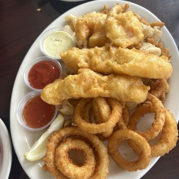 The Dutchie - Dutchman's platter with onion rings - Seafood Near Me - Morro Bay, California