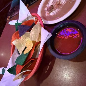 La Esquina Restaurant - Chips and Salsa with Bean Dip - Mexican Near Me - Davie, Florida