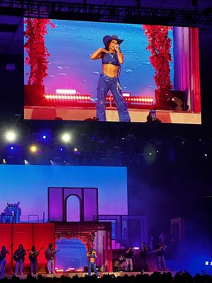 VETERANS MEMORIAL COLISEUM - Updated February 2026 - 23 Photos & 12