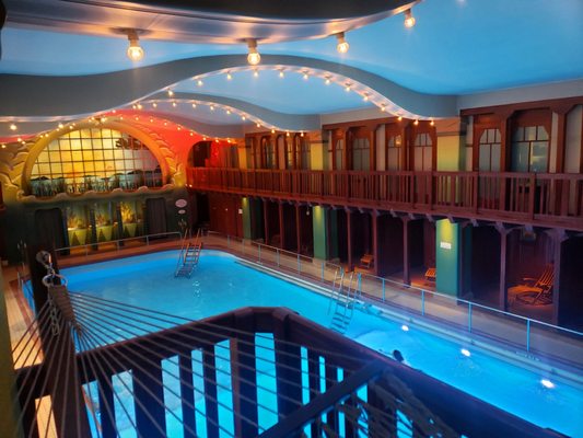 Centralbadet by null