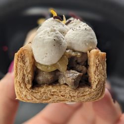 Soul Made Patisserie & Cafe - Oolong and peach Napoleon - cross-section