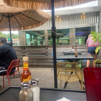 Hi-Lo Diner - Outdoor patio - Diners Near Me - Minneapolis, Minnesota Hi-Lo Diner - Outdoor patio - Diners Near Me - Minneapolis, Minnesota