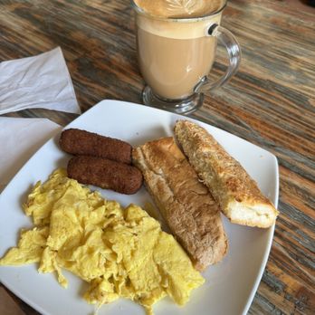 Cindy's Café Authentic Cuban Kitchen - Cuban Near Me - Orlando, Florida
