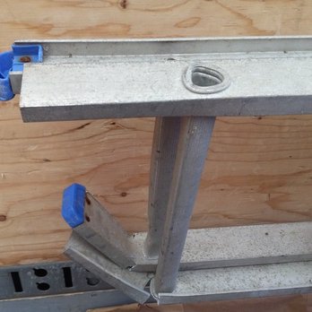 Harris Movers - Extension ladder. It was bent and cracked, by Harris Movers, in 4 other places as well. - Movers Near Me - Sudbury, Ontario