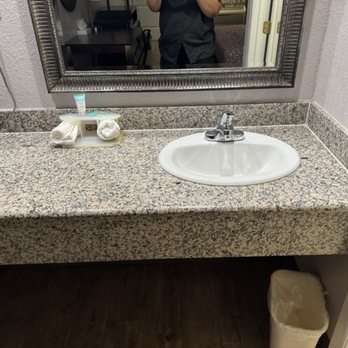Journey Inn - Hotels Near Me - Woodland, California Journey Inn - Hotels Near Me - Woodland, California