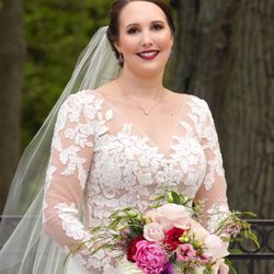 Miranda's Vintage Bridal - Dress