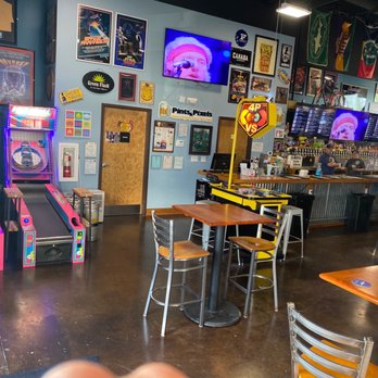 Pints & Pixels - Bars Near Me - Huntsville, Alabama Pints & Pixels - Bars Near Me - Huntsville, Alabama