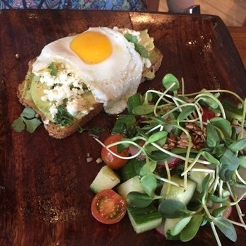 Barrel & Bushel - Bars Near Me - Tysons Corner, Virginia