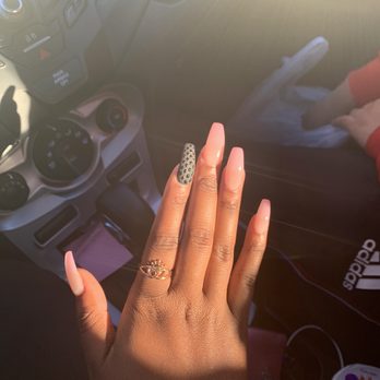 Abstract Nails  - Nail Salons Near Me - Hyattsville, Maryland