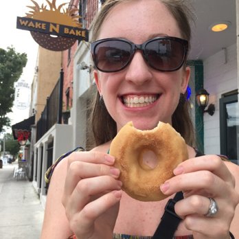 Wake n Bake - Old vegan doughnuts were full size and fluffy - Donuts Near Me - Wilmington, North Carolina Wake n Bake - Old vegan doughnuts were full size and fluffy - Donuts Near Me - Wilmington, North Carolina