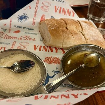 Vinny's Clam Bar - Complimentary bread - Seafood Near Me - Tinley Park, Illinois Vinny's Clam Bar - Complimentary bread - Seafood Near Me - Tinley Park, Illinois