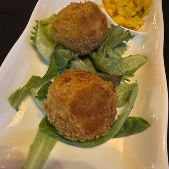 Aina Steak & Seafood - Crab cakes - Steakhouses Near Me - Urban Honolulu, Hawaii