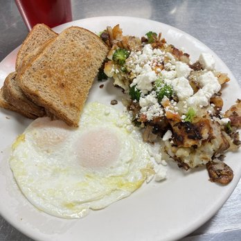 Roxy Cafe - Hippie Hash - Breakfast & Brunch Near Me - Jackson, Michigan