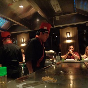 Teppanyaki - Spinning an Egg in the Air - Teppanyaki Near Me - Miami, Florida Teppanyaki - Spinning an Egg in the Air - Teppanyaki Near Me - Miami, Florida