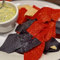 Quincy’s Potomac Bar & Grille - Spinach Artichoke Dip - So very amazing!!