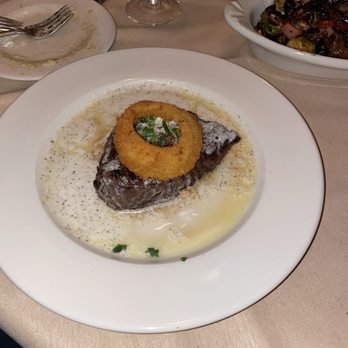 Eddie Martini's - Steakhouses Near Me - Wauwatosa, Wisconsin