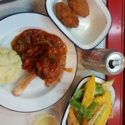 Chargrill Charlie's - Lamb shanks, deviled chicken wings and avo mango salad, absolutely divine!!~~