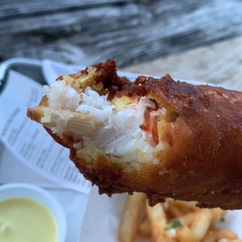 Big Ray's Fish Camp - Seafood Near Me - Tampa, Florida