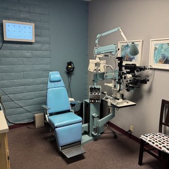Sunset Optometry - Sunset Optometry Exam Room - Optometrists Near Me - Fair Oaks, California