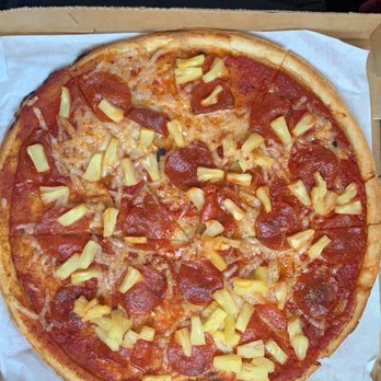 Blaze Pizza - Gluten and dairy free pepperoni pineapple pizza - Salad Near Me - Boston, Massachusetts
