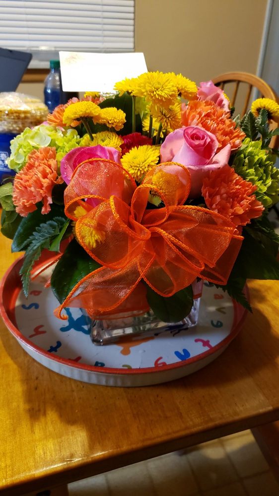 BLEIL S SECRET GARDEN 8612 Mentor Ave Mentor Ohio Florists 